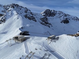 La station aval du Hörnli sera reconstruite pour accueillir la nouvelle télécabine et le télésiège.