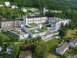 Vue aérienne du centre hospitalier de Bienne.
