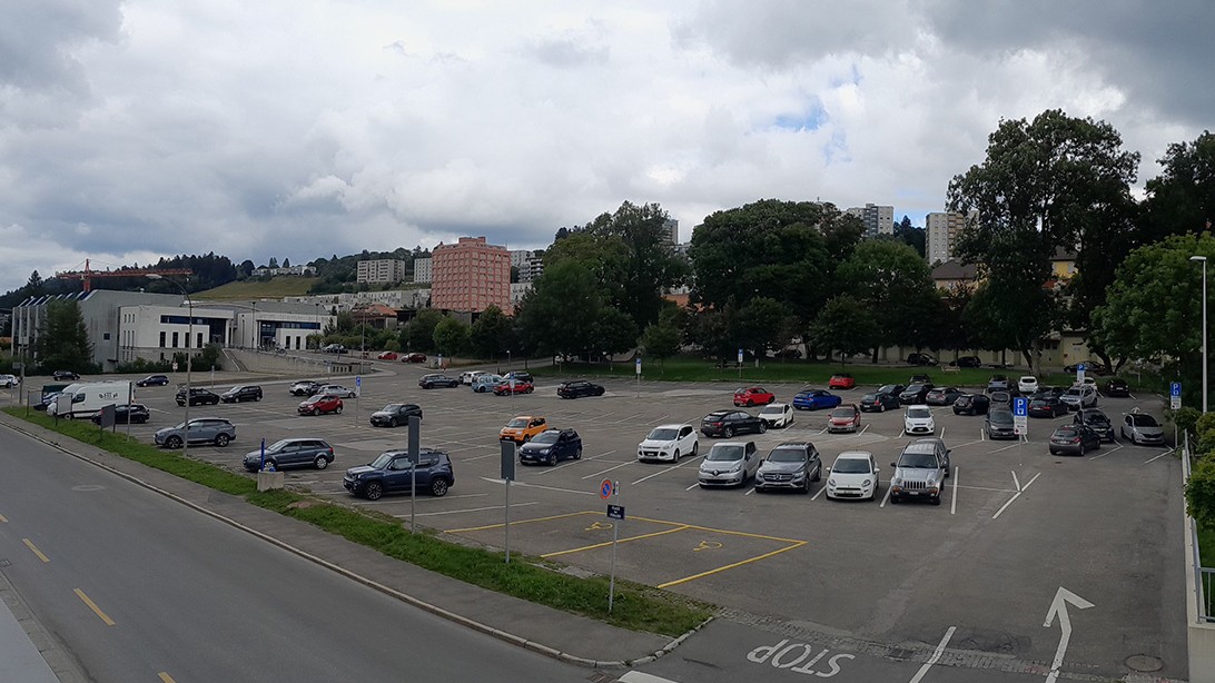 Parking Chaux-de-Fonds 2