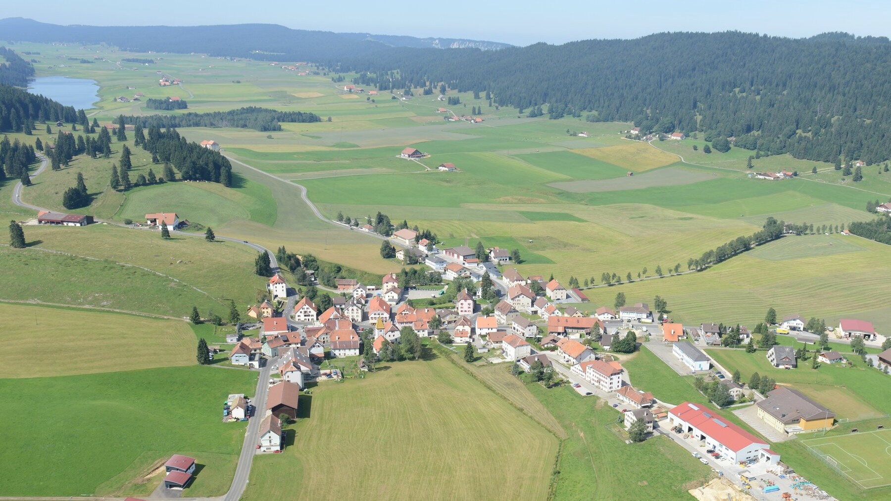 Clou Rouge 10 La Brévine